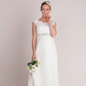 NWT Seraphine Angelita Maternity Wedding Dress in Ivory Size 6